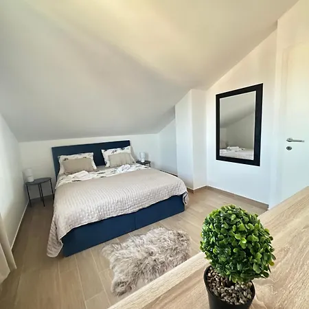 Maky * Biograd Na Moru