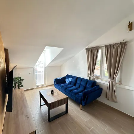 Maky * Biograd Na Moru