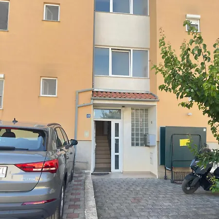 Maky Apartment