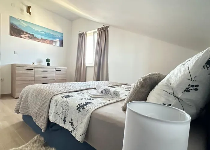 아파트 Maky 비오그라드나모루